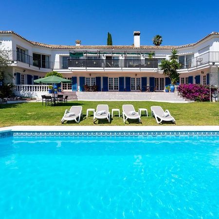 Casa Caleda Bed & Breakfast Keflavík Ngoại thất bức ảnh