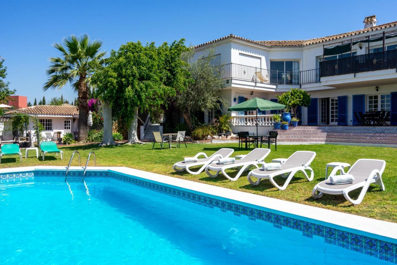 Casa Caleda Bed & Breakfast Keflavík Ngoại thất bức ảnh